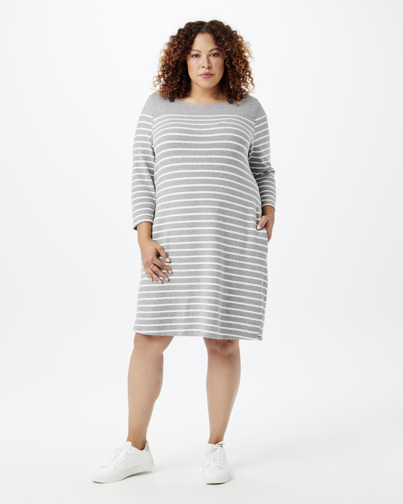 Plus size model with rectangle body shape wearing Striped Shift Dress by Molly&Isadora | Dia&Co | dia_product_style_image_id:145367